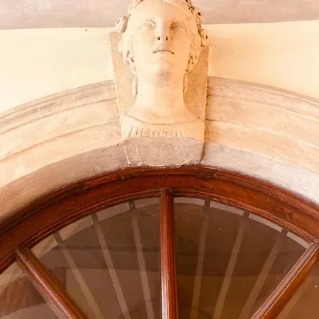 Mario Number 8 Apartment Verona