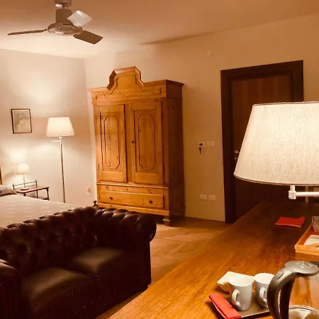 Apartment Mario Number 8