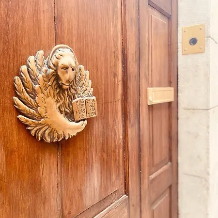 Mario Number 8 Apartmán