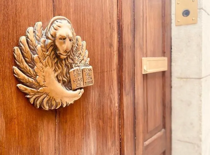 Mario Number 8 Apartmán